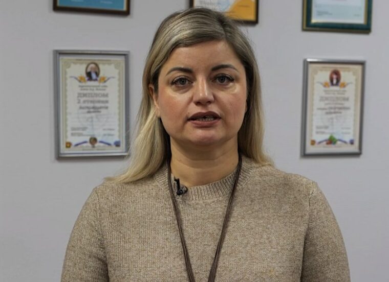 Директор управления культуры Калтанского округа поддержала участников СВО