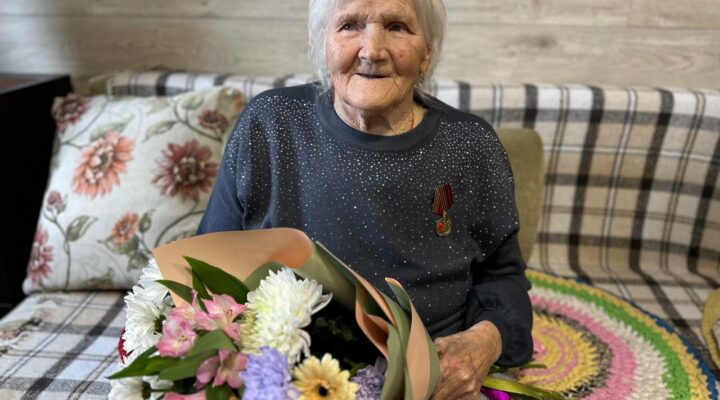 Кузбассовцы получают медаль «80 лет Победы в Великой Отечественной войне 1941 – 1945 гг.»