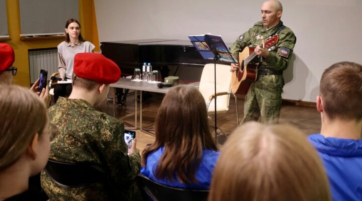 В Кемерове прошла встреча школьников с ветераном боевых действий