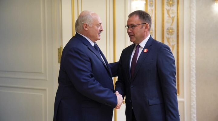 Президент Республики Беларусь Александр Лукашенко и губернатор Кузбасса Илья Середюк провели рабочую встречу