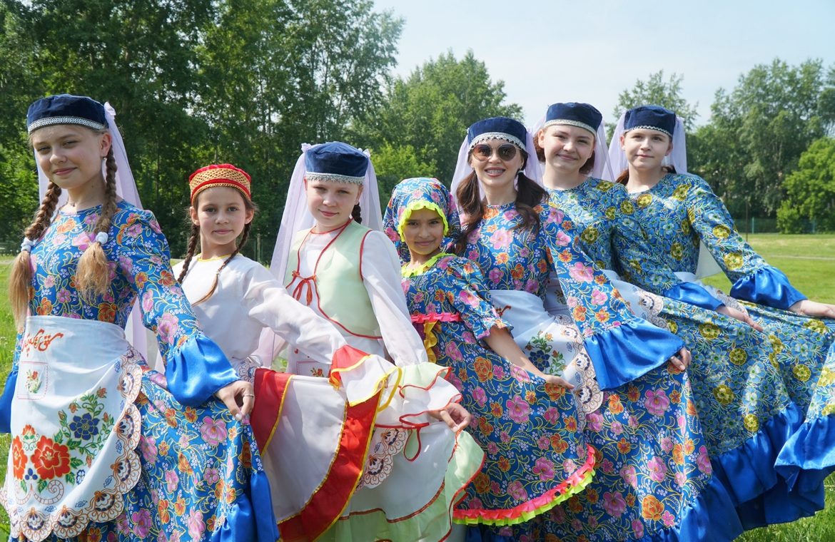 В Анжеро-Судженске прошёл городской праздник «Сабантуй – 2025»