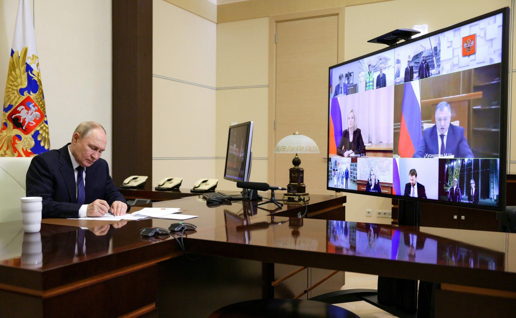 Илья Середюк доложил Владимиру Путину о строительстве культурного кластера в Кемерове