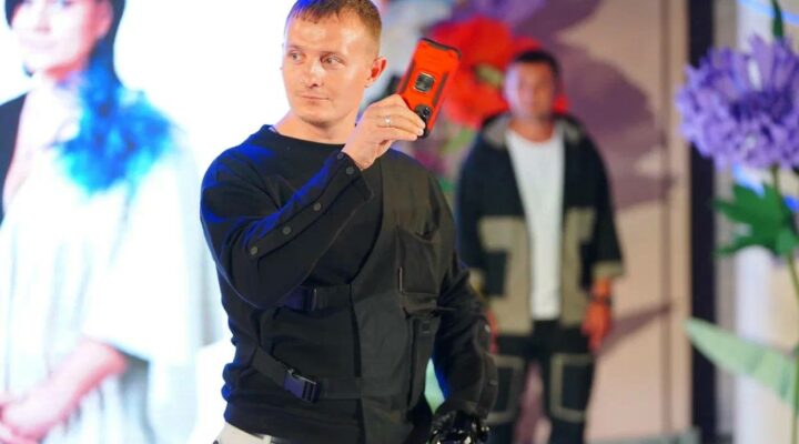 В Кузбассе на фестивале дизайнеров представили новинки адаптивной одежды
