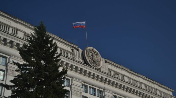 Илья Середюк начал прямой эфир в соцсетях