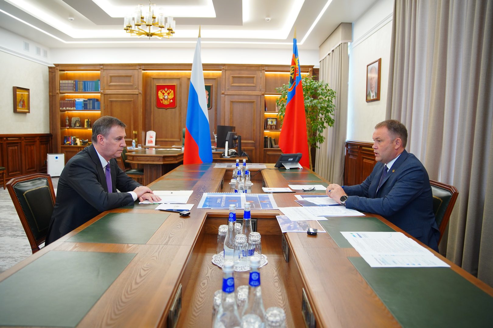 Зампредседателя правительства РФ Дмитрий Патрушев прибыл в Кузбасс