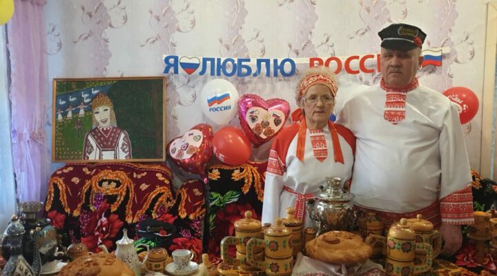Участники конкурса «Это у нас семейное» составляют книги об истории своих предков