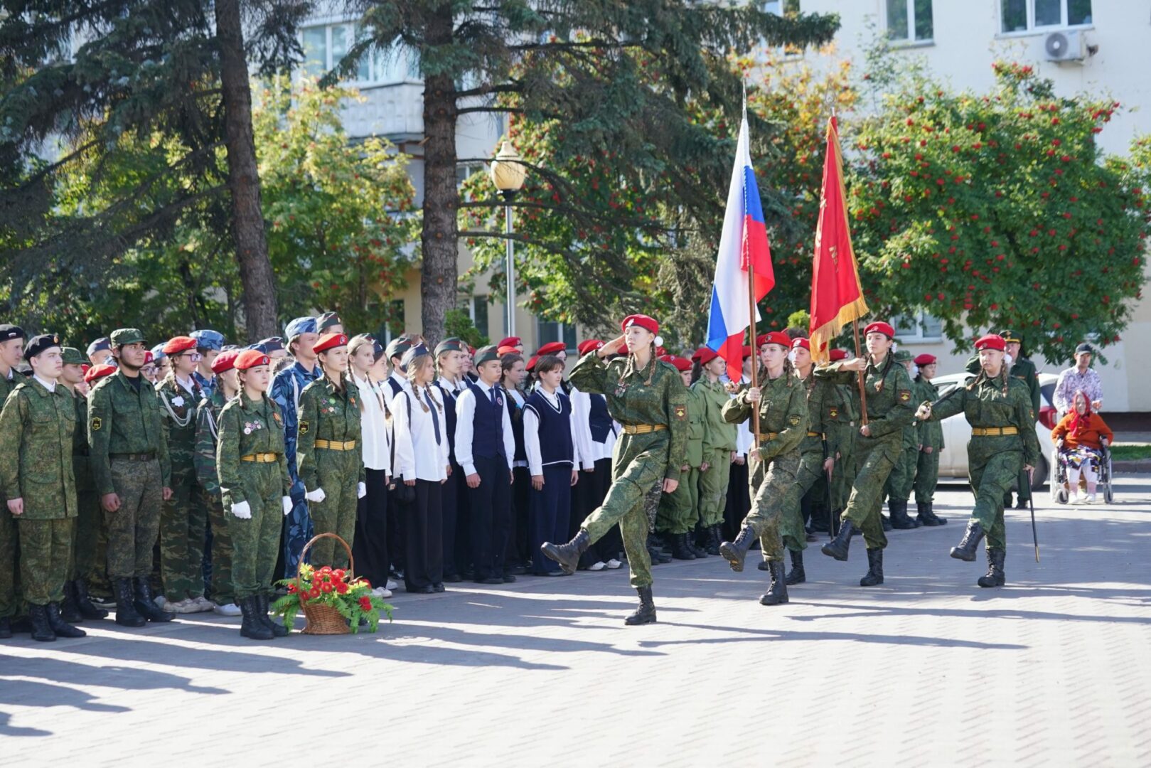 В Кемерове юнармейцы заступили на Вахту Памяти