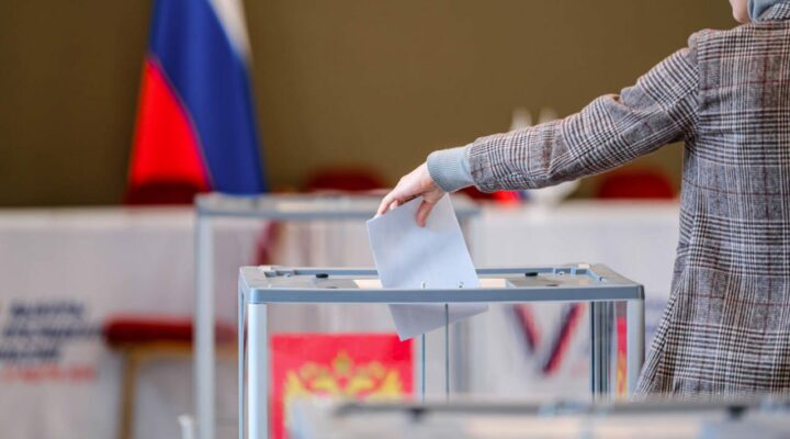 В России усилят контроль за фейками в преддверии выборов