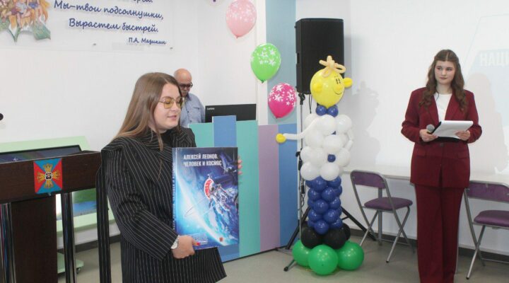 Капитально отремонтированную библиотеку открыли в поселке Промышленная