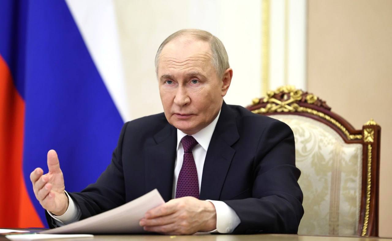 Илья Середюк поздравил президента России Владимира Путина с днем рождения