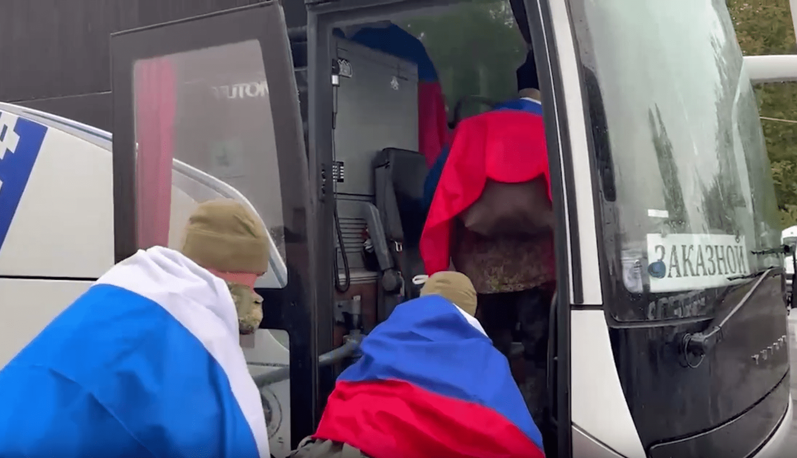 Трое кузбассовцев освобождены из украинского плена