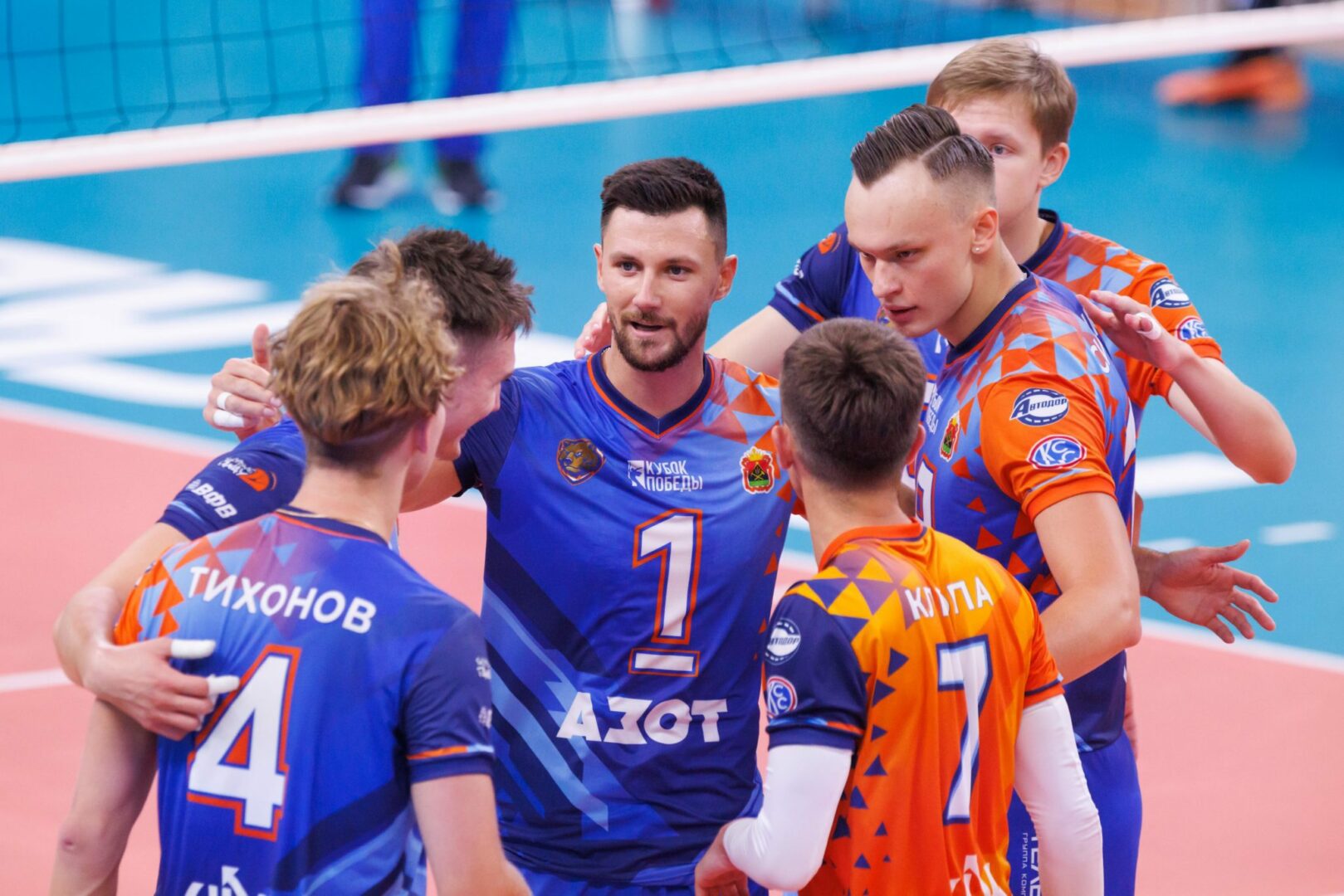 Чемпионат России по волейболу стартует сибирским дерби в Кемерове Чемпионат России по волейболу стартует сибирским дерби в Кемерове