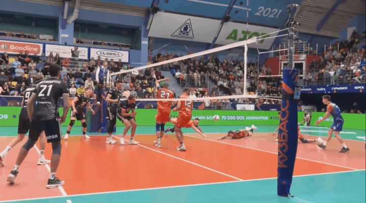 Волейбольный «Кузбасс» не смог обыграть «Нову» в домашнем матче Суперлиги