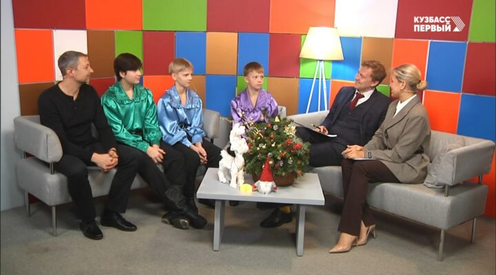 И вновь сегодня будем говорить о патриотическом воспитании. У на в гостях начальник регионального штаба движения Юнармии в Кузбассе Дмитрий Прудей