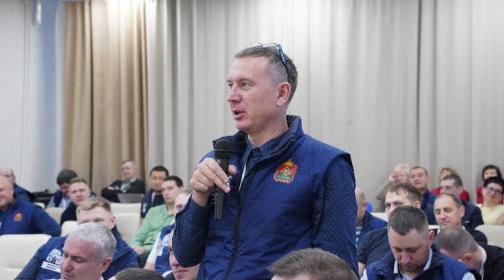 Участники программы «СВОи Герои. КуZбасс» осваивают ораторское искусство